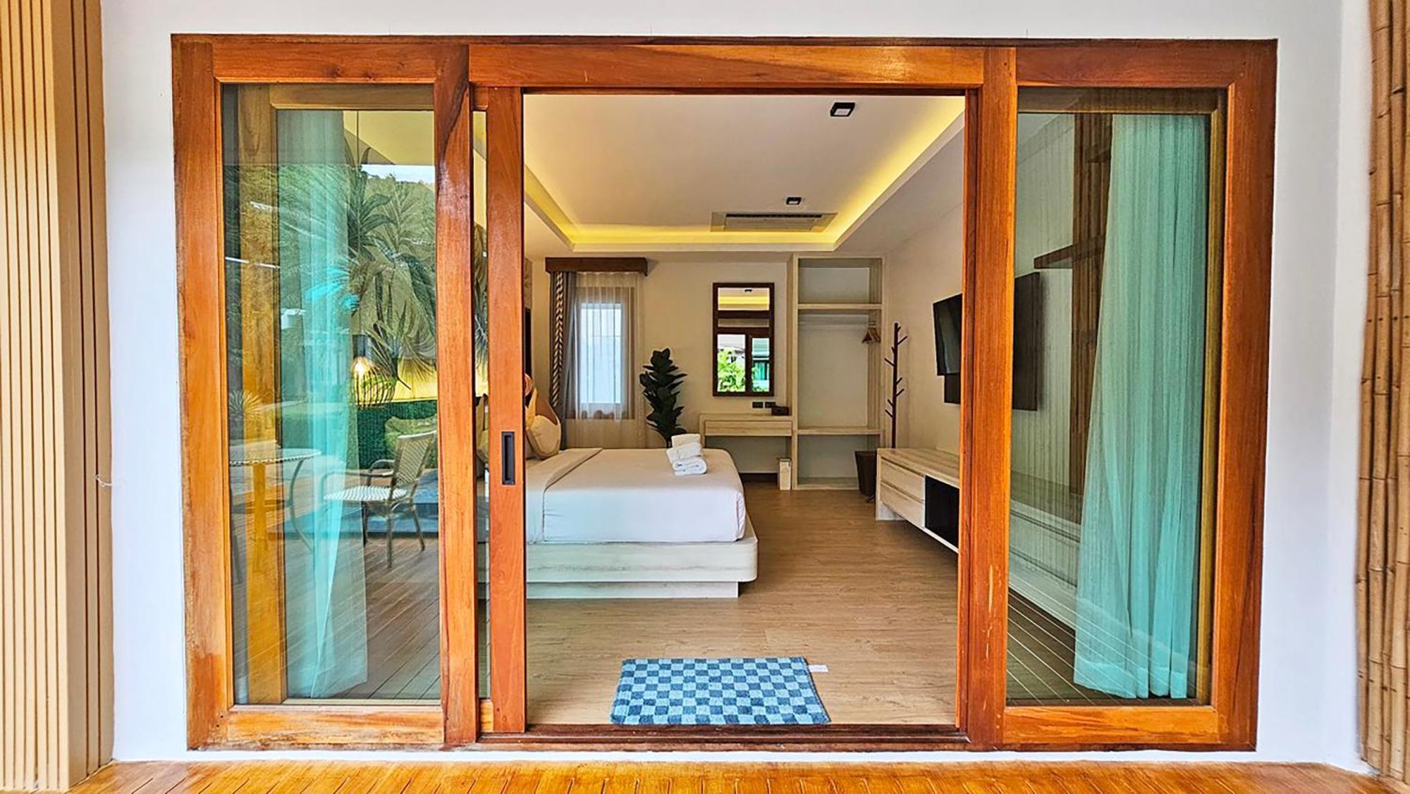 U Rip Resort Phi Phi Hotel Стая снимка