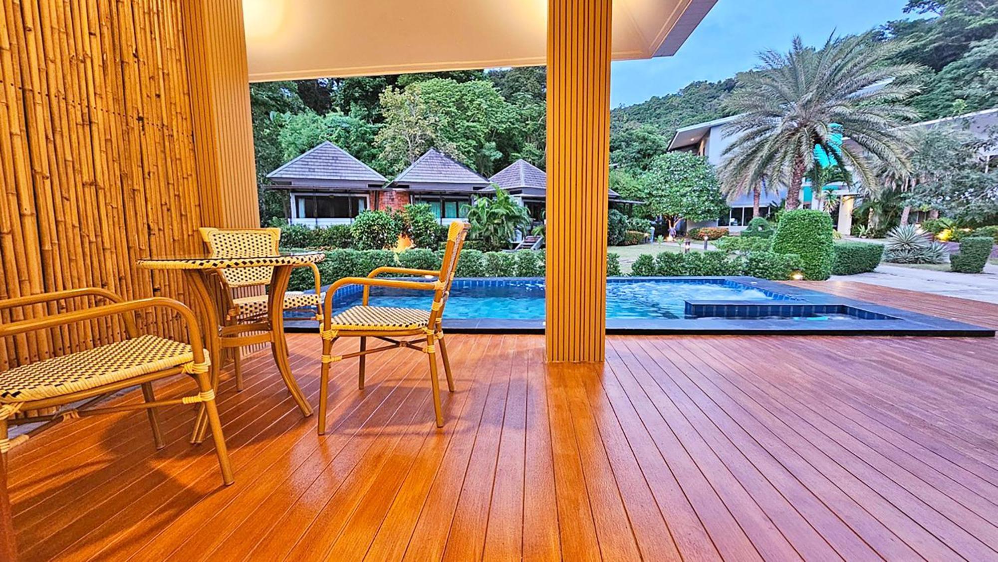 U Rip Resort Phi Phi Hotel Стая снимка
