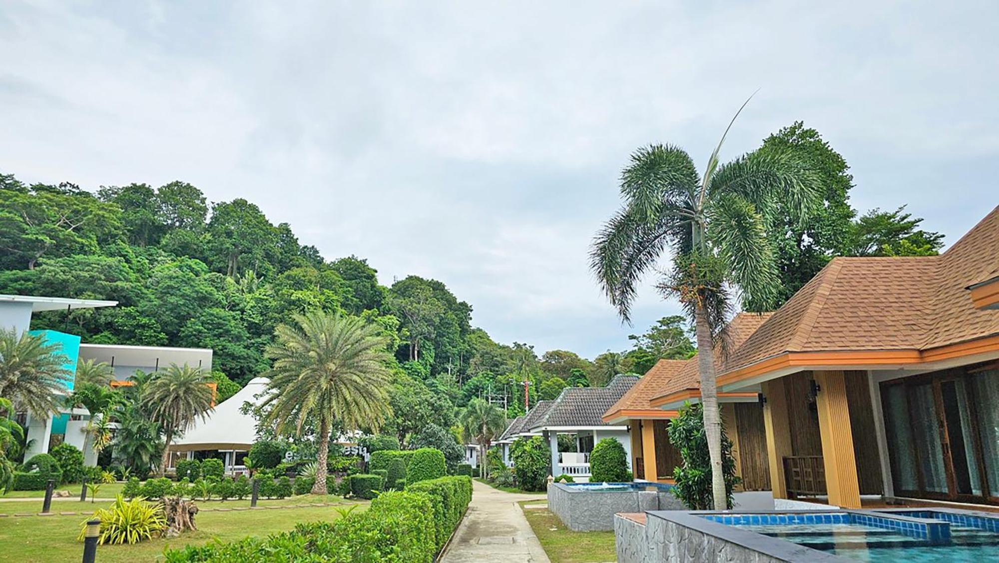 U Rip Resort Phi Phi Hotel Стая снимка
